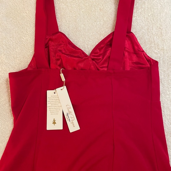 Convertible Chic! 🔥 Belle Poque Red Blouse (L) NWT - Picture 3 of 9